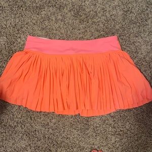 Lulu lemon neon pink skirt